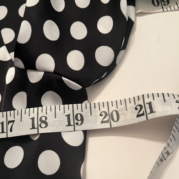 Michael Michael Kors Top Sz S Black and White Gathered Polka Dot Blouse - Picture 7 of 8